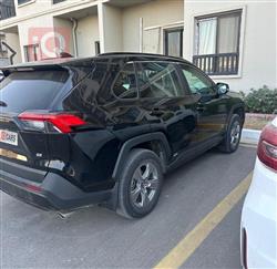 تۆیۆتا ڕاڤ 4